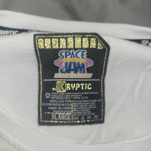 Bedazzled tune squad bugs bunny tee xl - Picture 2 of 2